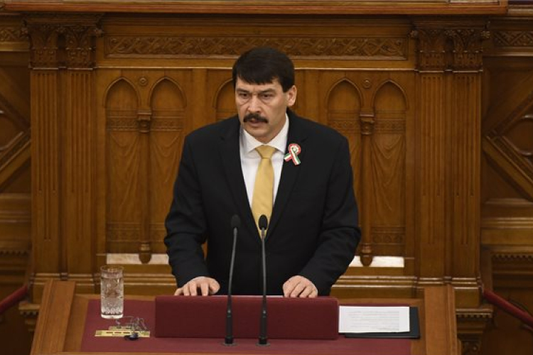 Újraválasztották Áder Jánost