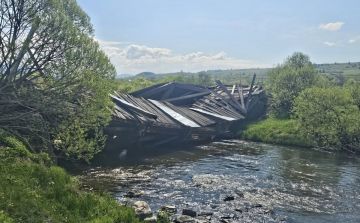 Összeomlott Erdély egyik legrégebbi fedeles hídja Maroshévízen